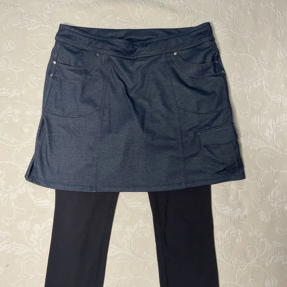 Athleta Womens Size Medium Tall Athleta Contender 2-in-1 Skirt Legging Navy Blue